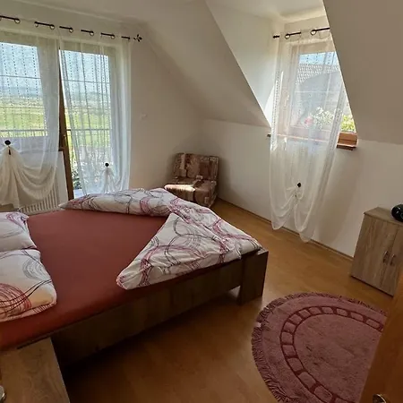 2 Apartment, Mountains View, Apartmán *